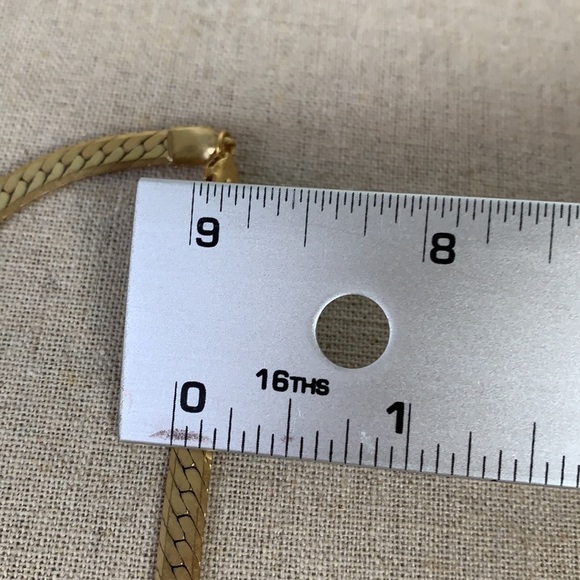 Vintage gold tone herringbone necklace 29” - Picture 5 of 5